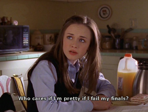 Gilmore-Girls-Rory-Finals-Pretty