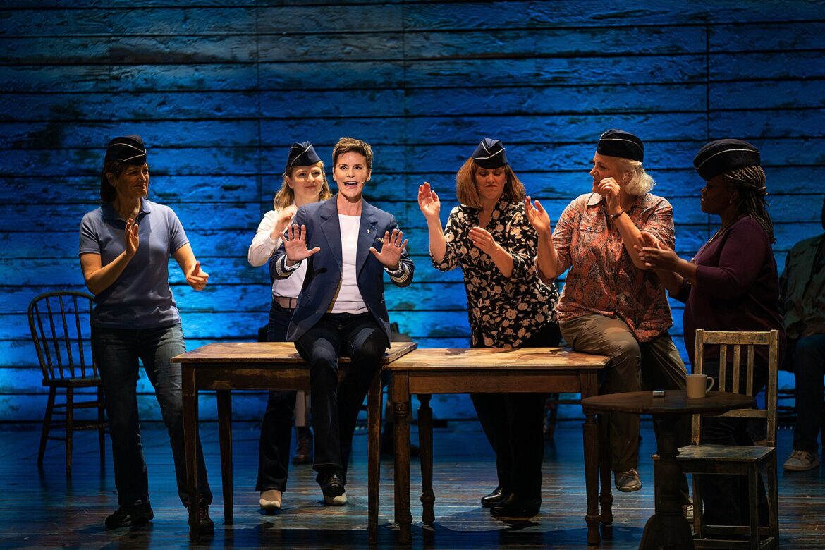 Gdziekolwiek jesteśmy czyli o „Przybywajcie z daleka” („Come from Away”)